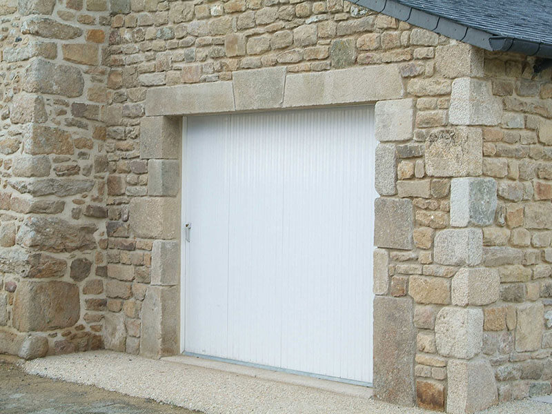 Porte de garage traditionnelle